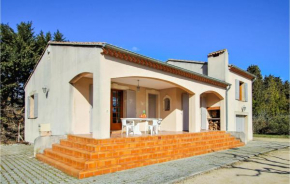 Nice home in L'Isle sur La Sorgue with WiFi, Outdoor swimming pool and 3 Bedrooms
